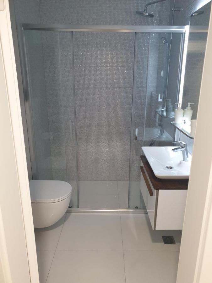 Apartman Viktoria 투즐라 외부 사진