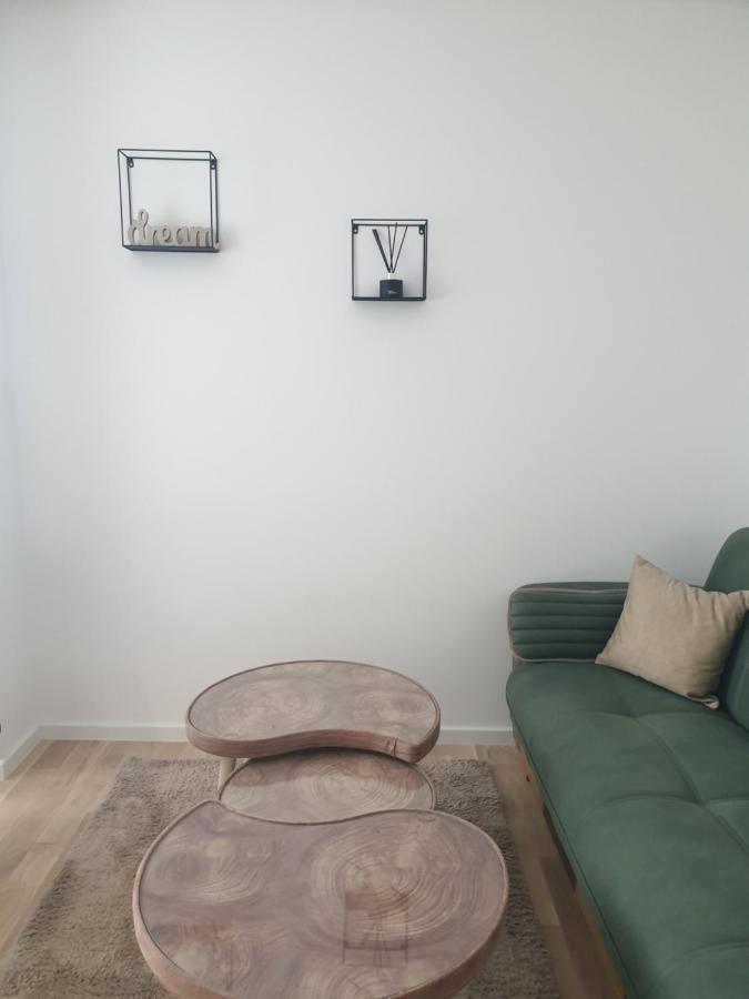 Apartman Viktoria 투즐라 외부 사진